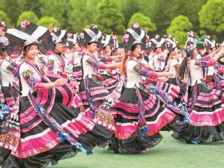 贵州民族团结大巡游今日上演