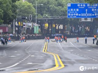 【民族团结大巡游·图集】贵州民族团结大巡游压轴“方阵”出场！
