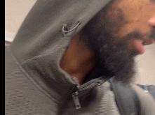 所罗门一瘸一拐自宣左膝反关节！京媒曝伤情不明 G6出战存疑