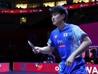 1-4完败！前韩国一哥1轮游，单局1-11痛苦弯腰，张本智和无惧下签
