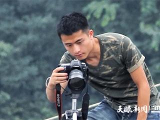 贵州小伙十三年拍摄苗寨，婚俗作品被中国民族博物馆收藏