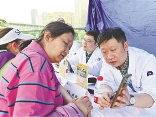 “轻松看上专家号，还收获实用科普！”“新老杭州籍专家”齐聚义诊 “党媒连心・健康杭州”收获百姓连连点赞
