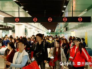 青岛地铁全力保障演唱会出行再获乘客点赞！
