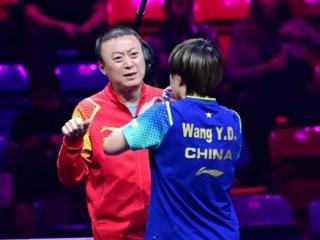 王艺迪剑指奥运！4-1横扫朱成竹只是开始，外媒：她正进化成超巨