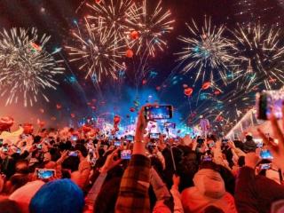 约会新地标！青岛方特“520奇遇告白夜”将浪漫进行到底