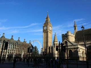 英国就指控伊朗公民一事召见伊朗驻英大使