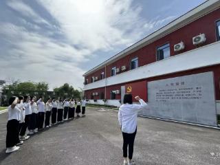 双园携手共铸红色师魂 国防实践深植育人初心