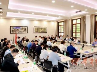 首届翻译与国际传播研究学术研讨会在西安外国语大学顺利举办