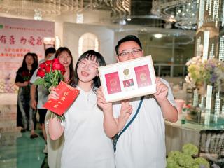 “大足有喜 为爱启程”集体婚礼暨新婚辅导活动浪漫开启