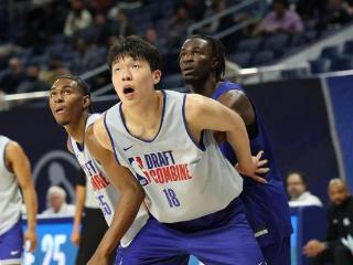 ESPN模拟选秀，杨瀚森第41顺位被勇士选中；崔永熙当面鼓励