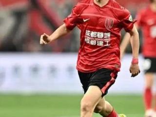 29岁中超后腰完成会籍转换，有望代表出征世预赛