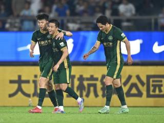 10场造6球！浙江队23岁前锋刷新纪录，身高1米72，有望入选国足