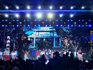 毕业季，来这里体验“我爱宁”的深情告白……2025第十届南京艺术学院520毕业展演嘉年华启幕