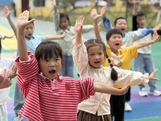国学润童心·经典伴成长——余干县第七幼儿园读书月系列活动