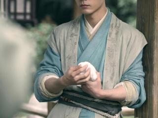 揭秘！《藏海传》中，面具人不是铁面生，三个证据透露他是谁！