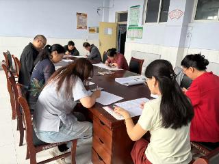 济南市莱芜区方下中心中学：“研”题致新 蓄力中考