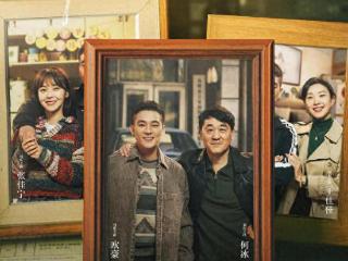 这才是剧抛脸，他演完《刑警的日子》演《绝密较量》，差别很大