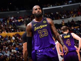 詹姆斯：老一辈球员过多抱怨如今NBA，让我们难以儿时眼光欣赏他们