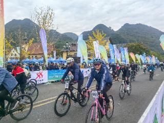 【上天入地 酷玩贵州】云漫湖骑行，赛道美到让人忍不住分神