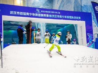 从零基础到冠军仅用1年！青少年滑雪赛选拔未来之星