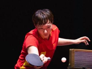 王曼昱韩莹惺惺相惜！球迷质疑赛程安排合理性，33岁老将1日4赛