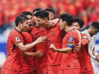 国足生死战，27人名单出炉！武磊、王钰栋领衔，北京国安7人入选
