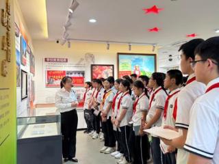 南宁市北湖北路学校：追寻楷模足迹 传承时代精神