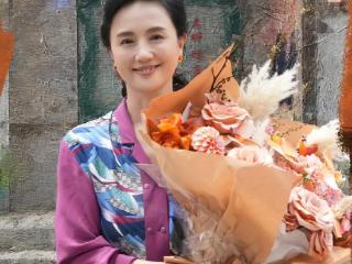 还是难以接受！耿乐晒与朱媛媛最后对话，侯勇眼含泪光：她才51岁