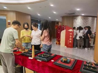 江南农村商业银行溧阳市支行：旧饰换新颜 金彩绽华年