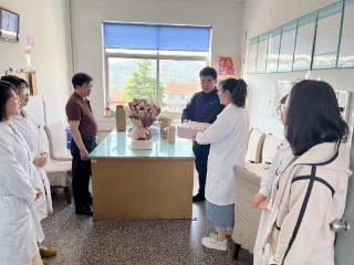 鲜花映笑颜，甜蜜暖人心——大孤山镇卫生院温情庆祝护士节