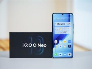 最强2K直屏手机！iQOO Neo10 Pro+图赏