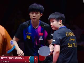 3-1翻盘转折点！孙颖莎单膝跪地救球，连扛松岛辉空3次侧身，太燃