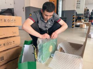 粽子寄递迎高峰 几点细节需留意