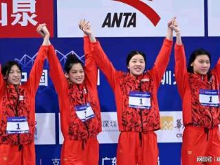 万乐天女子50米仰泳夺冠 于子迪刷新个人最佳摘得200米蝶泳桂冠