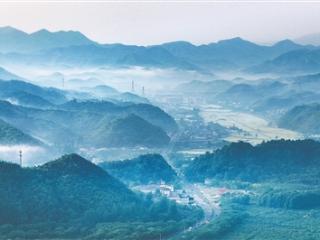 水墨山水（侨乡新貌）