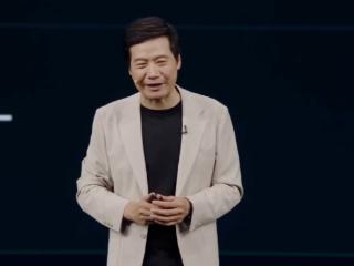 雷军：YU7卖19.9万别想了 对标Model Y配置卖30几万差不多！