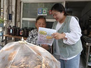 仙营街道秦庄社区开展“反对浪费 崇尚节约”宣传活动