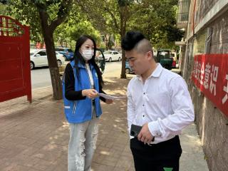 南苑街道凤凰城社区开展“节约粮食 传承美德”宣传活动