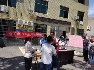 上饶市茅家岭村微型招聘会助力村民就业