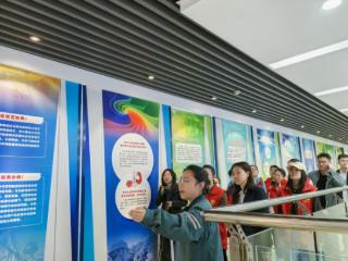 丰和社区开展“清风扬正气廉韵润初心”参观学习活动