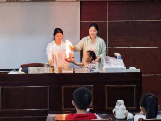 闻涛苑社区：科普活动趣味十足，科学魅力点燃童真