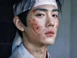 《藏海传》高明1个举动暗示面具人真面目，藏海的3个仇人都不简单