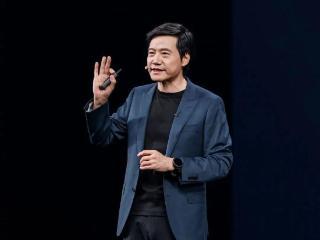 小米自研芯片、YU7齐发布！相关话题霸占热搜榜，雷军一夜涨粉超20万