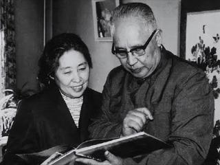 卧底夫妻假戏成真，妻子牺牲后丈夫不再娶，7年后“亡妻”找上门