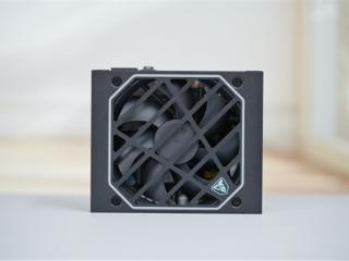 鑫谷“灵眸”系列首款数字电源！数智DM-850G图赏