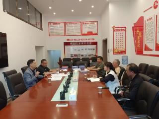 省委老干部局调研离退休干部党组织建设工作