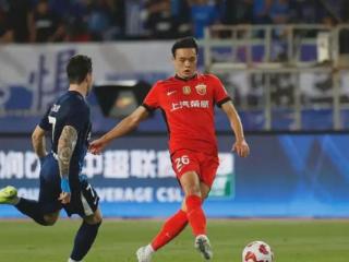 逆袭者刘若钒：从"伤仲永"到国足新势力，伊万看中他哪把利刃？