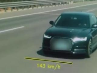 交警辟谣高速时速不超143km不被罚：有司机轻信传言已被罚2次