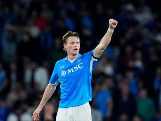 3年2冠！2-0，那不勒斯力压国米1分夺冠，麦克托米奈飙凌空世界波