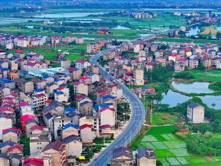 江西丰城：完善乡村路网助振兴